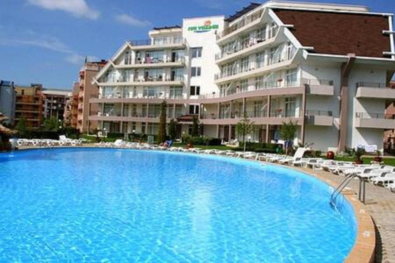 Yves 2 Bed Apart At Sun Village Sunny Beach Not Far Away From The Sea Exterior photo