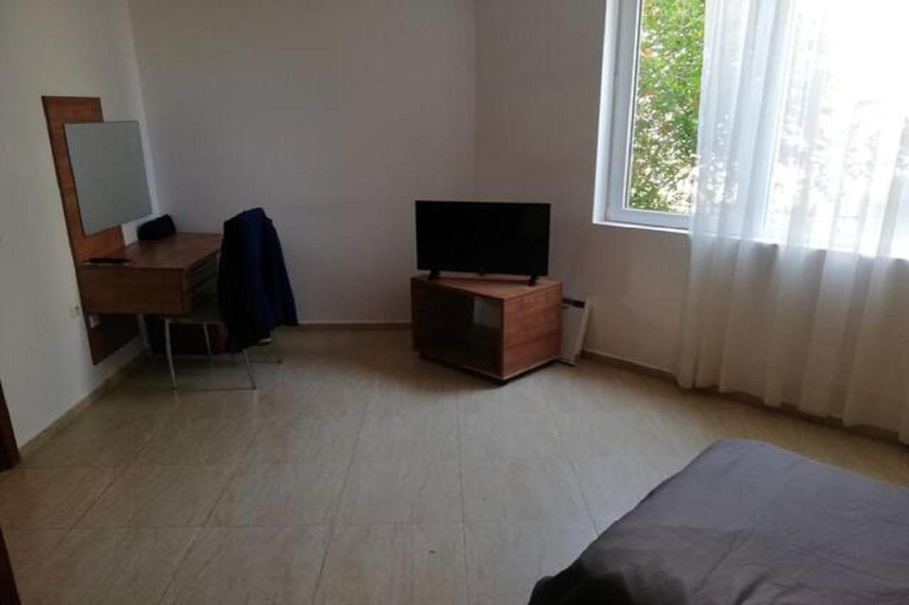Yves 2 Bed Apart At Sun Village Sunny Beach Not Far Away From The Sea Exterior photo